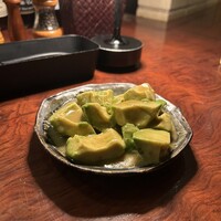 カルネジーオ イースト - 