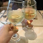 Le Petit Courageux - 白ワイン（500円）で乾杯！