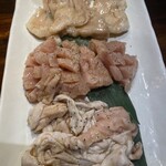 炭火焼肉 ホルモン にく式 - テッポウ　ガツ　豚ホルモン