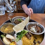 BLOCK HOUSE 水曜カレー - 