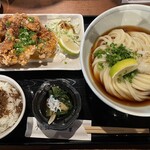 うどんの大田萬 - とりの唐揚げ定食　うどん大盛