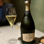 茶禅華 - HENRIOT Cuvée Hemera 2006（シャンパン）