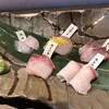 魚師匠 - 鰤のお造り　部位別に盛られとります^_^