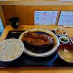 丸や - マグロ円盤の煮付け定食（大）