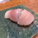 初音鮨 - 小肌　天草　身表