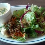 Kitchen Ribs by Shun Tamura - パスタランチのサラダ。スープも美味しかった！