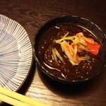 東北酒場 あらた - お通しのもずく