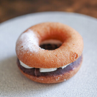 live on donuts_1