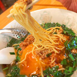 おなかの友達 萬来 - 麺リフト