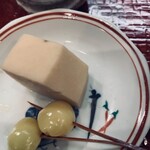 佳肴岡もと - 美しいエッジの効いた海老芋