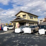 外苑 - 一番奥の車以外は外苑さんのお客様の車では有りませんでした❗️