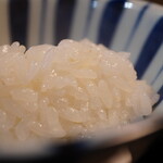 くろぎ - 艶々として一粒が大きいのが特徴