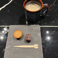 HIKARI - 