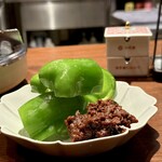 もつ鍋 六花舎 - パリパリピーマン