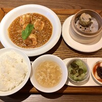 正宗広東私房菜サワダ 梅田エスト店 - 