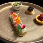 中國菜Yoshi - 旬の味覚を詰め込んだプティフール中國菜風味