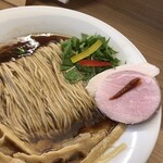 めん処 きよ洲 - 麺が綺麗に畳まれています！