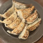 ウレシイ餃子バル リバール - 