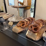 kuroパン様 パン工房 クロ （Brotmanufaktur Kuro） - 群馬総社/パン | 食べログ