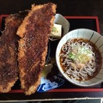 Kodama Shokudou - わらじかつ丼、セットメニューの冷やしおろしそば（蓋オープン時）