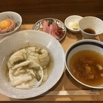 コトノハ - つけそば〜黒トリュフとポルチーニ茸〜（1,800円）
      小さいマグロ丼（300円）