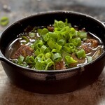 お好み焼き 城土井 - 「特製牛すじ煮」 ( ﾟ∀ﾟ)・;’.、ｸﾞﾊｯ!!  うまい！