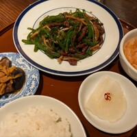 銀座ブルーリリー ステーキ＆チャイニーズレストラン - 