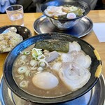とんこつらぁ麺 松もと - 