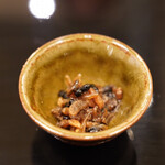 鷹匠鍋 あか羽 - 蜂の子煮