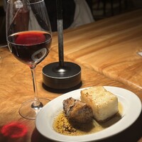 カルネジーオ イースト - 