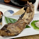 野口鮮魚店 - 帝王丼についてくるマグロカマ