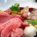 野口鮮魚店 - うまい丼にもお肉みたいなマグロ