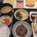 やよい軒 蔵前店 - 