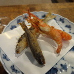 柳家 - 揚げ物（雨子の稚魚、鮎、川海老）