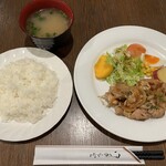 樹 - 生姜焼き¥1000