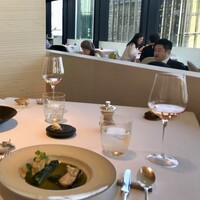 ベージュ アラン・デュカス 東京 - 