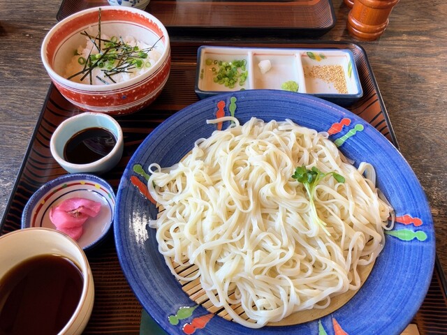 里の坊 &ndash; 笹木野（うどん）| 福島市の本格うどん店