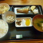 おんじき家ふうど - 日替り定食（塩鯖、レンコン、スパゲティサラダ、佃煮、沢庵、味噌汁、ご飯）