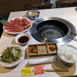 鶴橋ホルモン本舗 - 