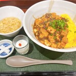 まーぼーとご飯 れんげ - 
