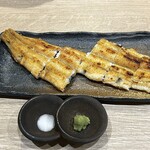 炭火焼 鰻のうな輝 名古屋本店 - 
