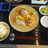 高ようじ みなとみらい - お刺身御膳
