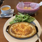 シェ・アンドレ・ドゥ・サクレクール - グラタンランチ ¥1500