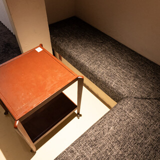 時間を忘れてゆっくり静かにお過ごし頂ける個室は、最大２名様でご利用いただけます。
