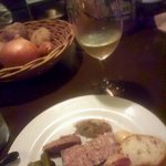 お肉の前菜盛り合わせ