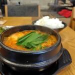 URAWA THE スンドゥブ - 赤いスンドゥブ 「魂」豚バラ1100円