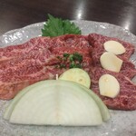 炭火焼肉 大歓 - 
