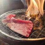 炭火焼肉 ホルモン にく式 - 