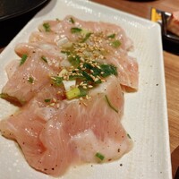 焼肉ダイニング MEGUMI 本店 - トントロ