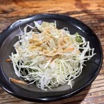 焼肉 初栄 - サラダ
